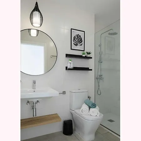 Monstera House - Near The Beach, Air-con, Fast Wifi And Sat Tv By Lanzarote 플라야블랑카