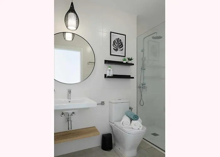 Monstera House - Near The Beach, Air-con, Fast Wifi And Sat Tv By Lanzarote Коста Бланка